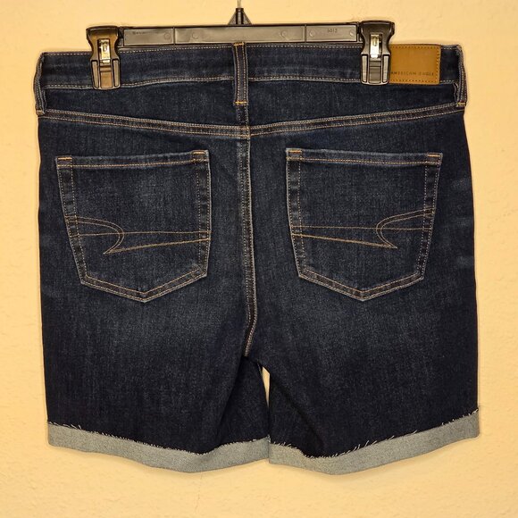 American Eagle "The Dream Short" Skinny Bermuda Women's Shorts, Size 10 - Picture 2 of 10